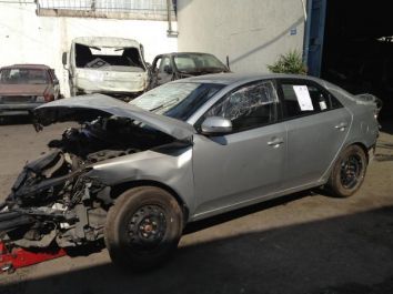KIA MOTORS CERATO AÑO 2013 1.6