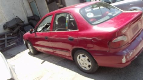 HYUNDAI ACCENT AÑO 1999 1.5 