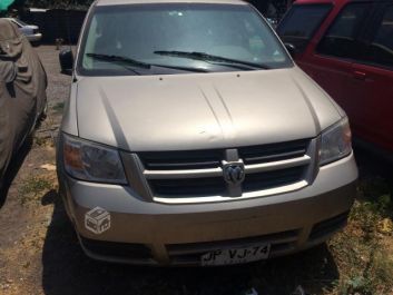 DODGE GRAND CARAVAN AÑO 2008 3.3 AUT