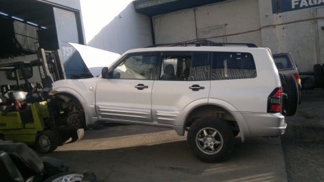 MITSUBISHI MONTERO AÑO 2001 - 2007 3.5 