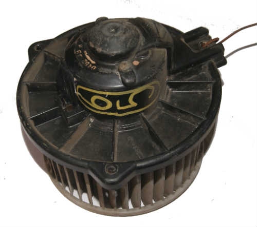 MOTOR DE CALEFACCIÓN MITSUBISHI L200 